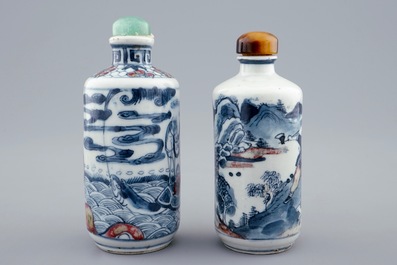 Two Chinese blue, white and underglaze red snuff bottles, 19/20th C.