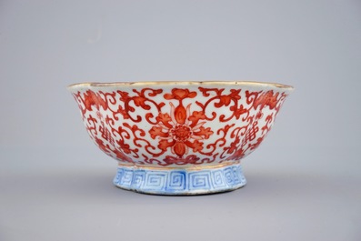 A varied lot of Chinese porcelain, 18/19th C.