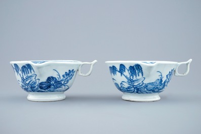 A pair of Chinese blue and white sauce boats, Qianlong