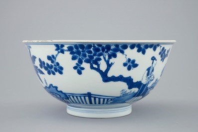 A Chinese blue and white bowl with a rabbit, Kangxi