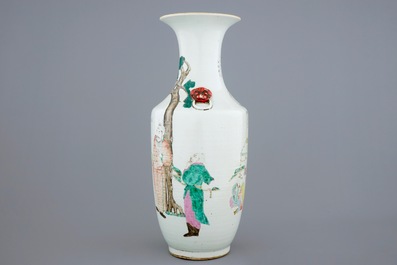 A Chinese mixed qianjiang cai and famille rose vase, 19/20th C.