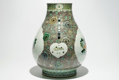 A large Chinese famille verte &quot;HeHe Er Xian&quot; hu vase, 19/20th C.