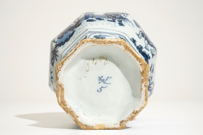 A Dutch Delft blue and white octagonal chinoiserie vase, 17th C.