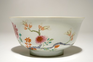 A Chinese famille rose bowl, Daoguang mark, 19/20th C.