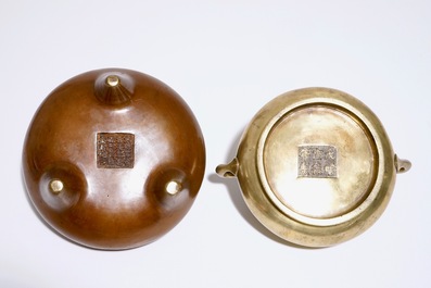 Two Chinese bronze tripod censers, 19/20th C.