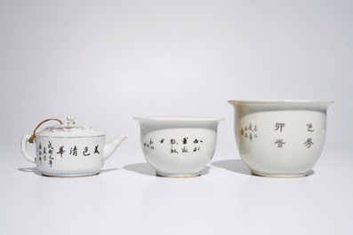 Un lot vari&eacute; en porcelaine de Chine qianjiang cai, 19/20&egrave;me