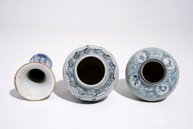 Two blue and white Chinese jarlets, Ming, and a Kangxi beaker vase