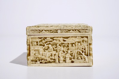 A rectangular Chinese carved ivory casket, Canton, 19th C.