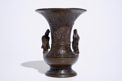 A Chinese bronze vase with applied figures, 19th C.