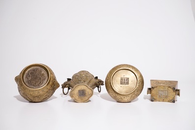 Three Chinese bronze censers or bowls and a vase, 19/20th C.