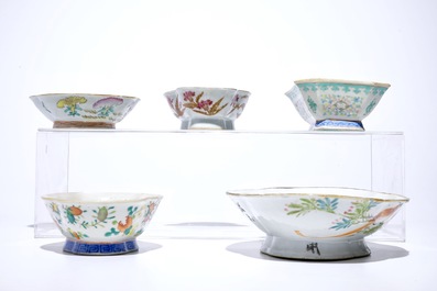 Five Chinese famille rose and qianjiang cai bowls and a famille rose plate, 18/20th C.