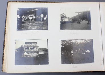 Een foto-album met foto's uit China en Japan, ca. 1900