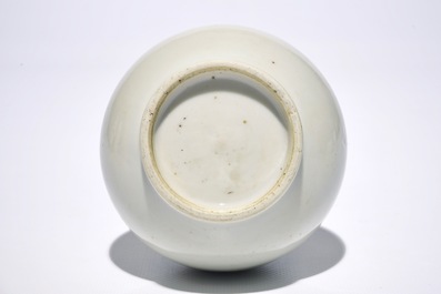 A Chinese monochrome white-glazed anhua dragon vase, 18/19th C.