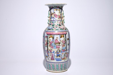 A Chinese famille rose vase with warriors on horseback, 19th C.