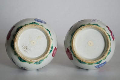 A pair of Chinese famille rose &quot;Wu Shuang Pu&quot; vases, 19th C.