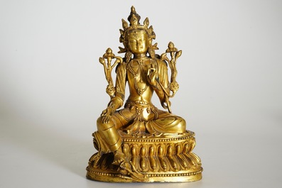 A Sino-Tibetan gilt bronze figure of Green Tara (Syamatara), 18/19th C.