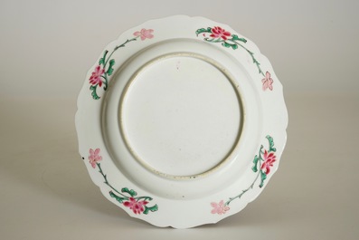 A fine Chinese famille rose eggshell porcelain plate, Yongzheng