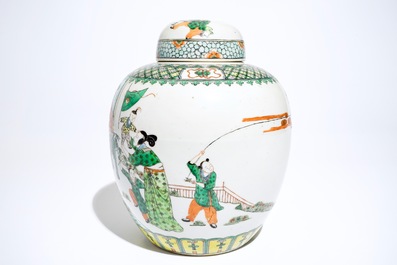 Un grand pot &agrave; gingembre en porcelaine de Chine famille verte, 19&egrave;me