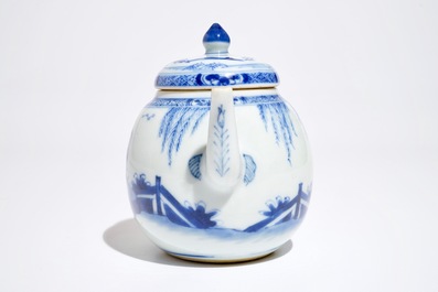 A Chinese blue and white teapot with a scene from &quot;The Romance of the Western Chamber&quot;, Yongzheng