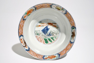 A Chinese famille verte bowl with Buddhist lions, Kangxi