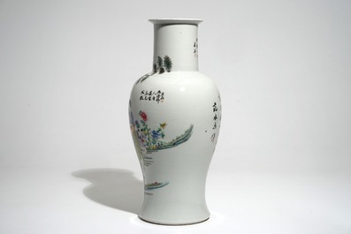 A Chinese famille rose vase with ladies in a garden, 19/20th C.