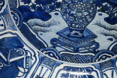 A very large blue and white Chinese kraak porcelain dish, Ming, Wanli