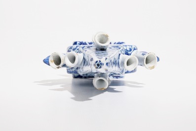 A Dutch Delft blue and white heart-shaped pyramidal tulip vase, 2nd half 17th C.