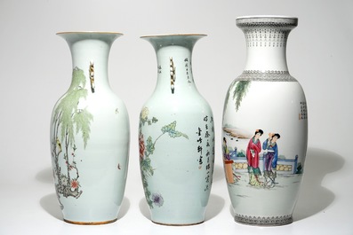 Cinq vases en porcelaine de Chine famille rose, 19/20&egrave;me