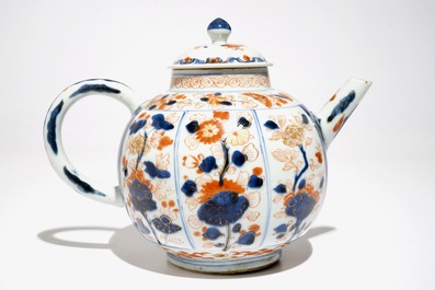 A large Chinese Imari style globular teapot and cover, Kangxi