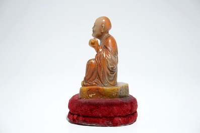 A Chinese shoushan stone figure of a Luohan, signed Yu Xuan, 17/18th C.