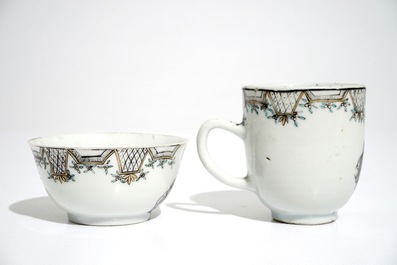 Deux tasses et une soucoupe en porcelaine de Chine grisaille &agrave; d&eacute;cor mythologique de V&eacute;nus et Cupidon, Qianlong