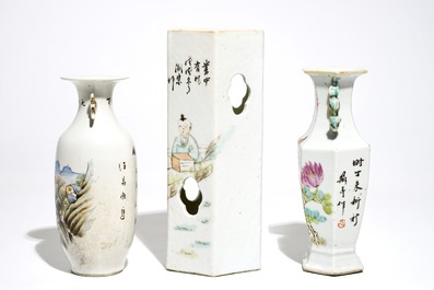 Un porte-chapeau et deux vases en porcelaine de Chine qianjiang cai, 19/20&egrave;me