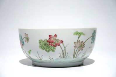 A Chinese famille rose bowl with lotus pond design, Daoguang mark, 19/20th C.