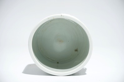 A Chinese blanc de Chine brush pot, 18/19th C.