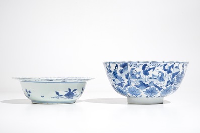 A Chinese blue and white bowl with figures, Kangxi, and a klapmuts crane bowl, probably Wanli