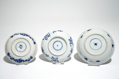 Dertien Chinese blauwwitte koppen en schotels, Kangxi en later