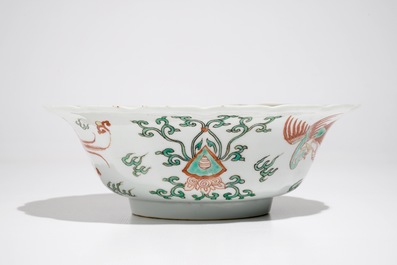 A Chinese famille verte lobed bowl with antiquities design, Kangxi