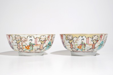A pair of large Chinese famille rose mandarin bowls, Qianlong