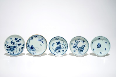 Fifteen sets of Chinese blue and white cups and saucers, Kangxi/Qianlong