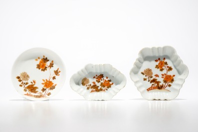 Een Chinees melk en bloed 32-delig miniatuur theeservies, Qianlong