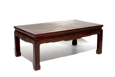 Deux socles en bois sculpt&eacute; et une table basse, Chine, 19&egrave;me