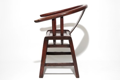 Vier Chinese houten stoelen, 19/20e eeuw