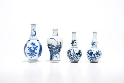 Een lot Chinees blauwwit porselein, veelal Kangxi