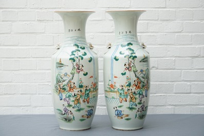 A pair of Chinese famille rose vases with playing boys, 19/20th C.