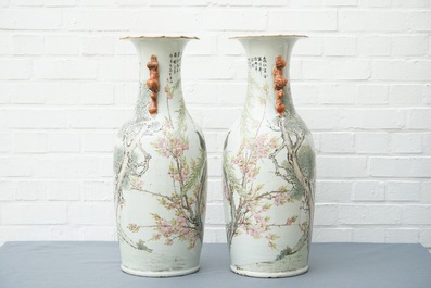 A pair of tall Chinese qianjiang cai vases with immortals, 19/20th C.