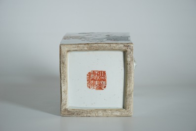 A Chinese square qianjiang cai vase, red mark, 19/20th C.