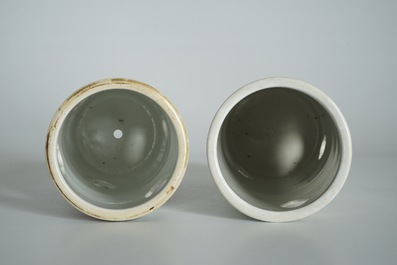 Deux porte-chapeaux en porcelaine de Chine qianjiang cai, 19/20&egrave;me