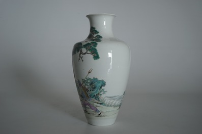 A Chinese famille rose warriors vase, Ju Ren Tang mark, Republic, 20th C.