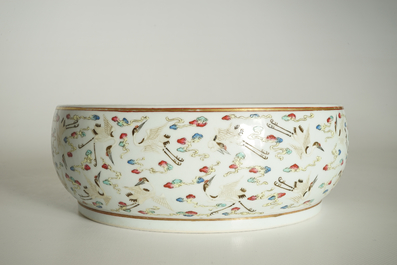 A Chinese famille rose basin with cranes, Guangxu mark, 20th C.