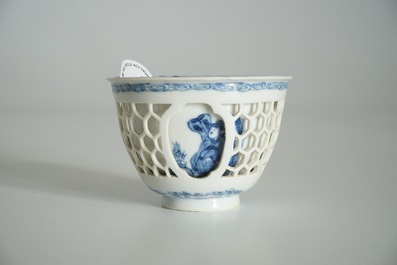 A Chinese double-walled blue and white cup with a tea-drinking scene, Kangxi
